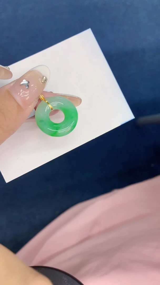 翡翠18K金镶嵌吊坠(不含链)1