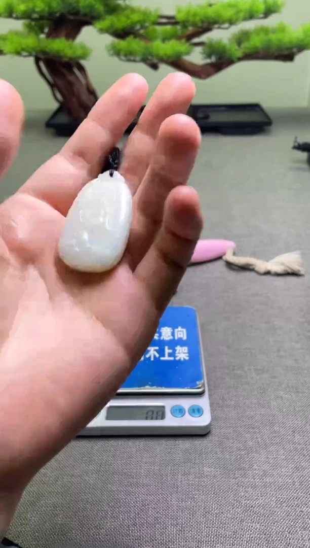 颈饰未镶嵌和田玉爱1