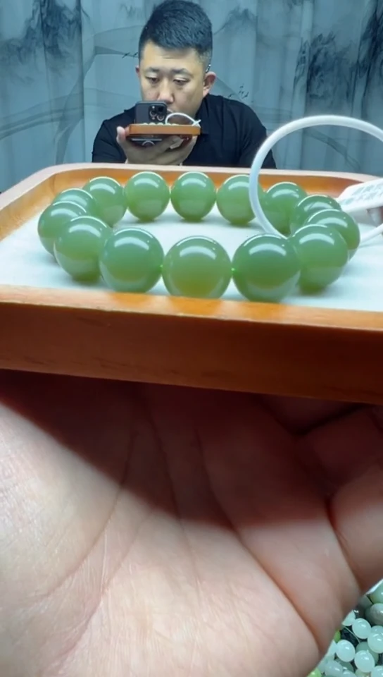 未镶嵌手串和田玉湖水绿卡16纯天然拍一发一
