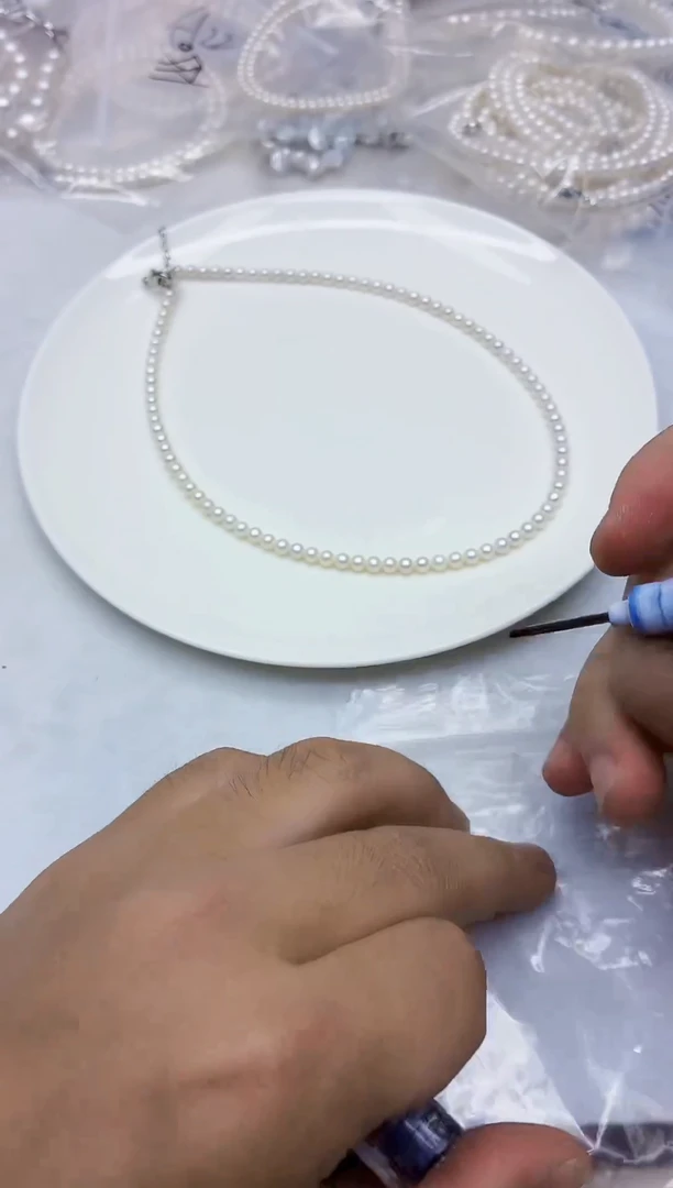 淡水珍珠未镶嵌颈饰B26