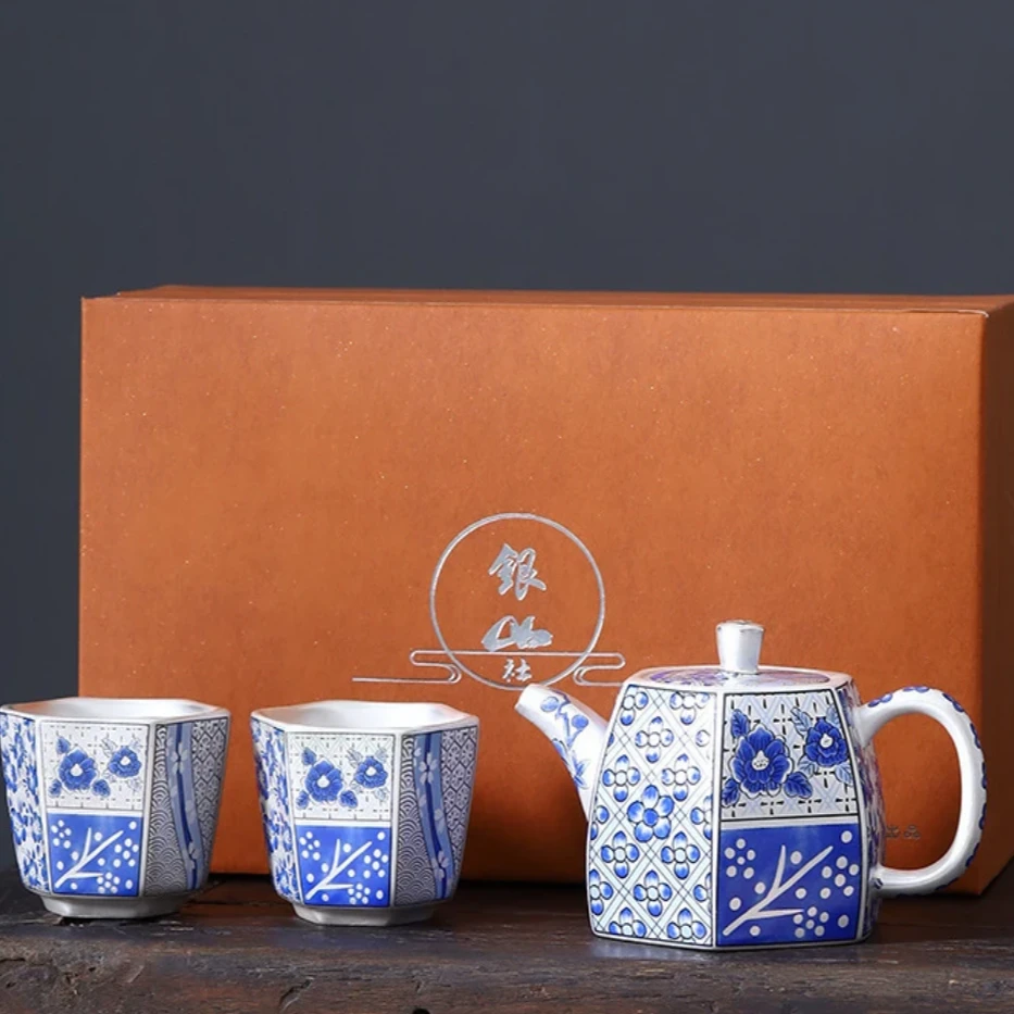 银山社郑丽卿青花六方银壸一壸两杯