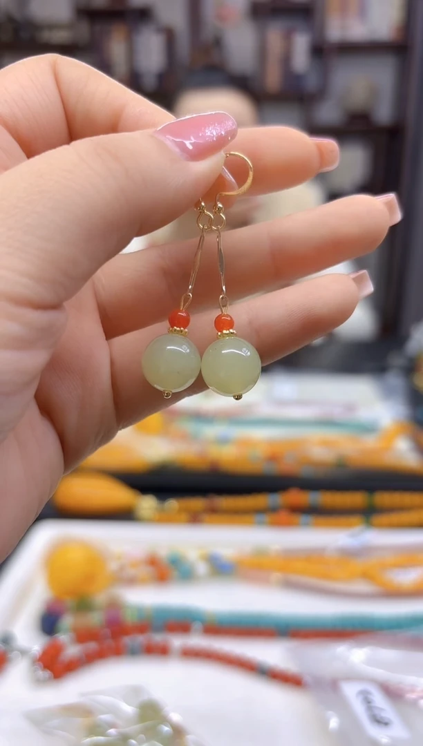 【闪购商品】和田玉耳饰14K金镶嵌E702