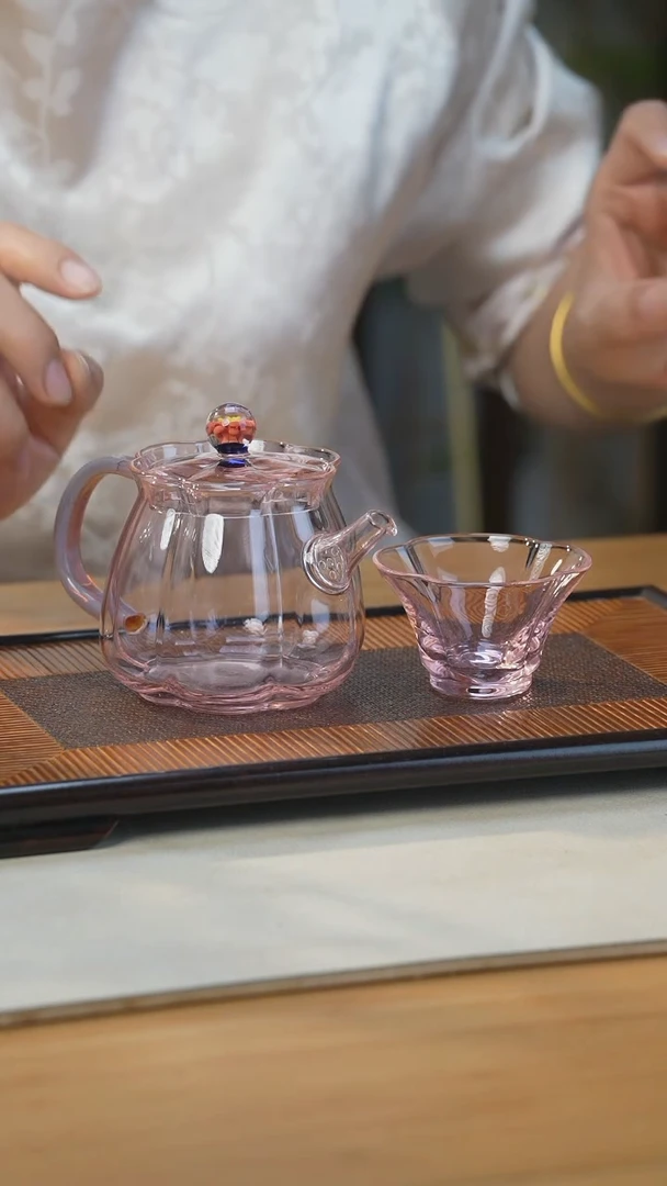 玉见粉色福瓜小茶壶+两只粉色主人杯