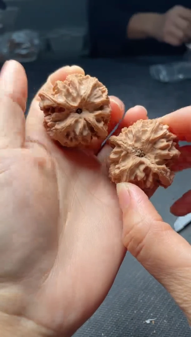 把件文玩核桃w310苹果园 43尺磕尖