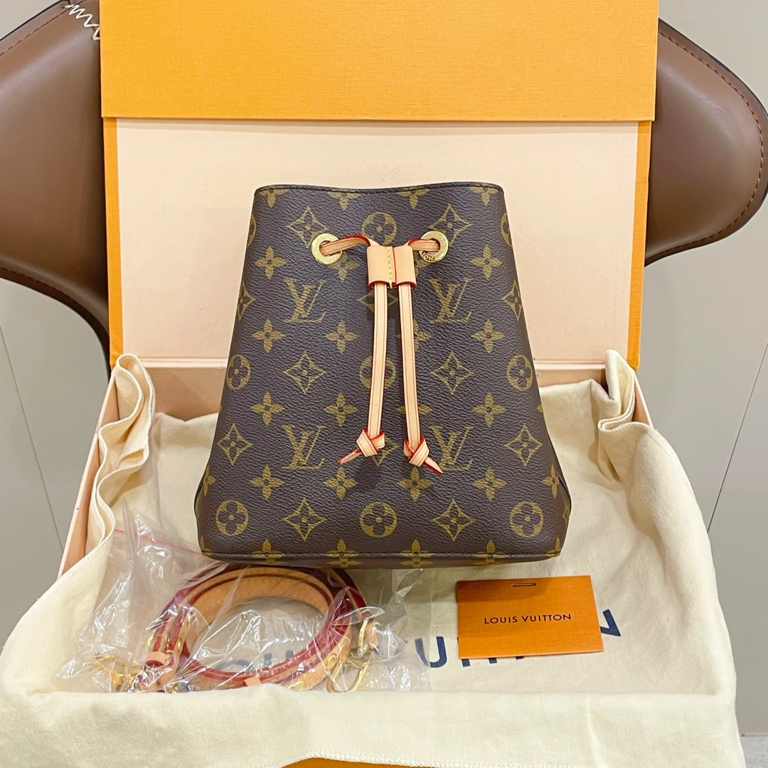 95新 LouisVuitton/路易威登 97新Neonoe bb新款水桶斜挎包