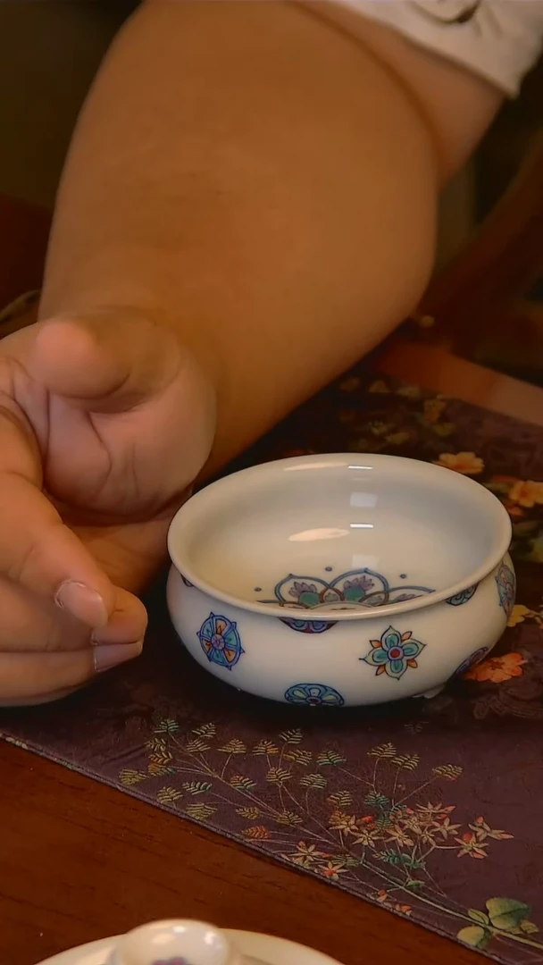 杯手工手绘杯杯很美丽