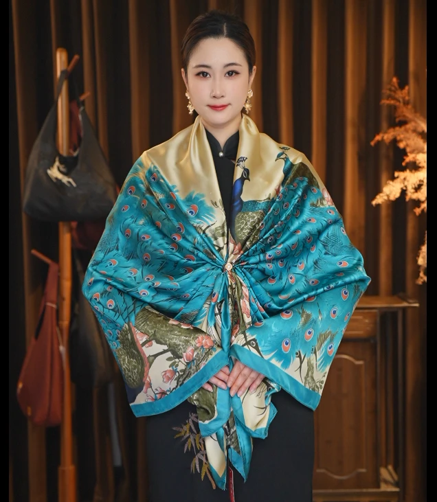 1-731【蓝孔雀】 丽景段85X180左右丝巾长巾