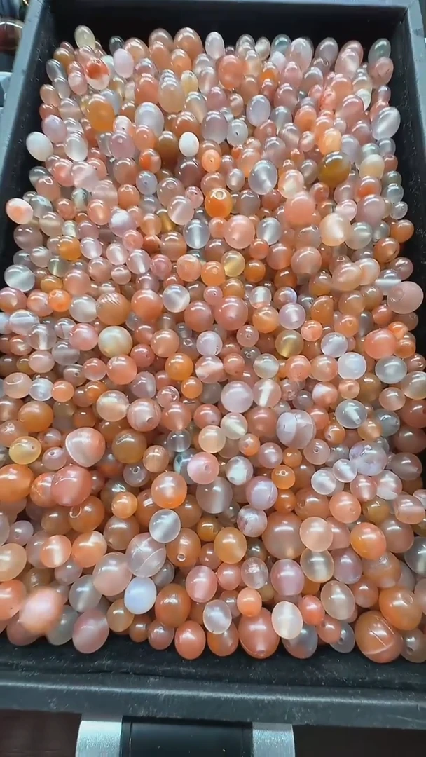 未镶嵌颈饰玛瑙/玉髓玛瑙 20颗