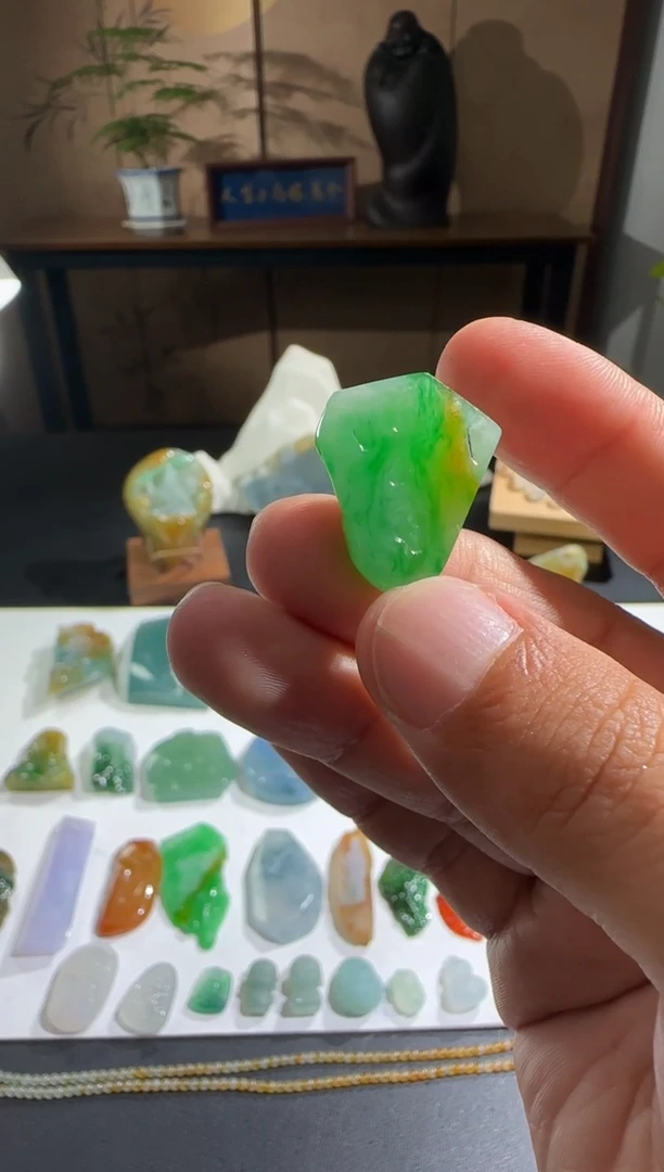 未镶嵌定制翡翠缅甸A货翡翠