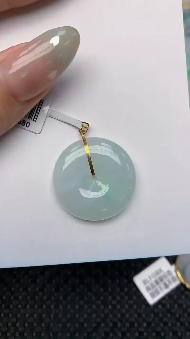 翡翠18K金镶嵌颈饰天然翡翠a货