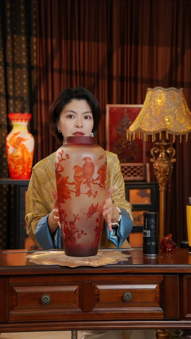 琉璃葛蕾。。。。。。。。。。