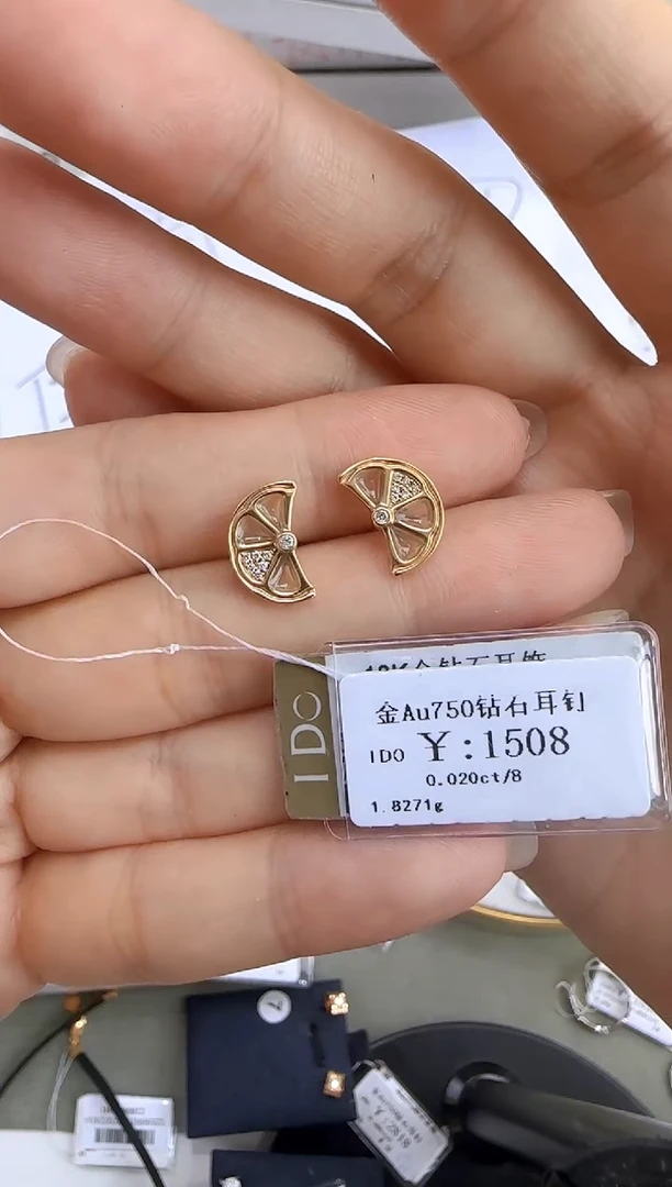耳饰18K金镶嵌钻石18K金耳饰1208