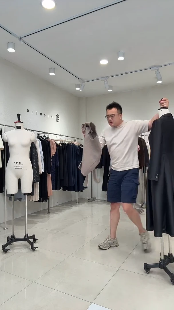 羊毛马甲驼色均码