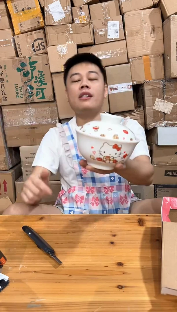 瓷片原盒kt猫带盖泡面碗
