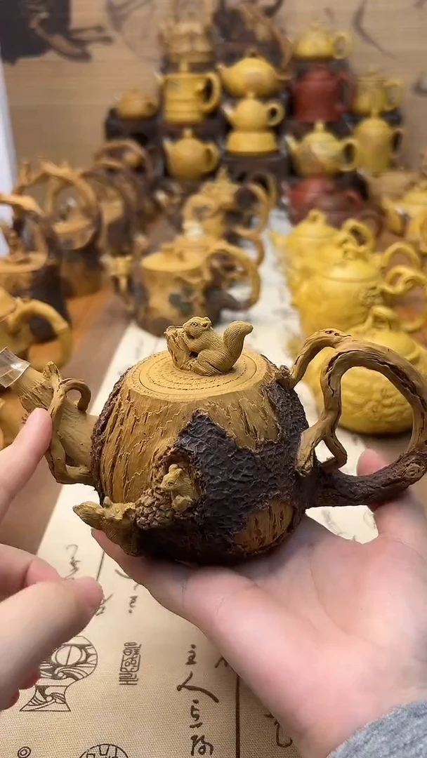 茶壶紫砂时***。三只松鼠松桩壶