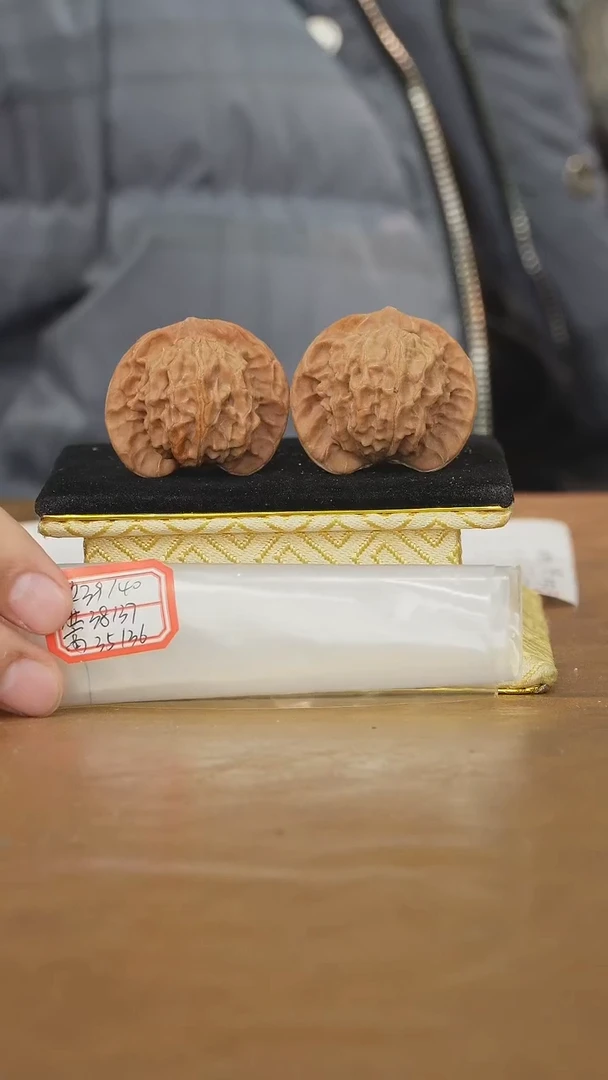 把件文玩核桃盘山公子帽