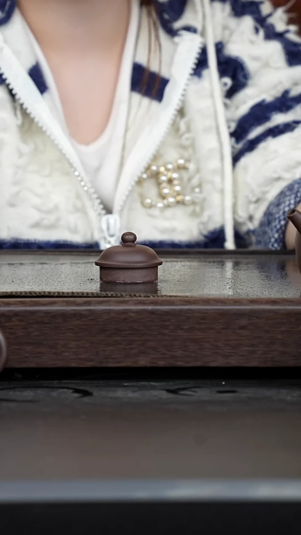 【闪购商品】紫砂茶壶乌泥刻虎将军壶