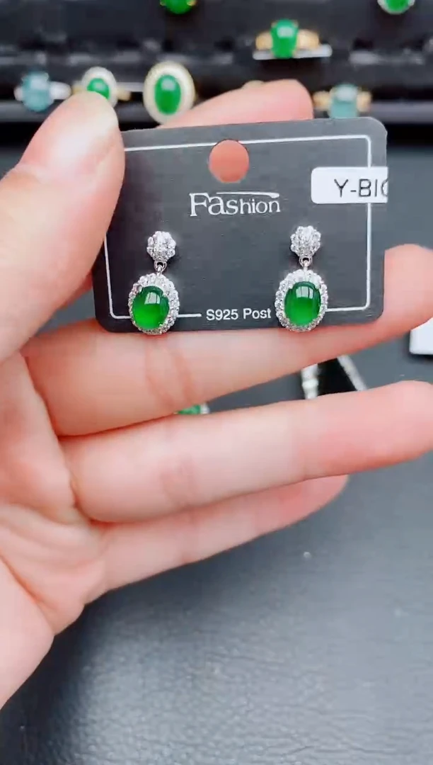 【闪购商品】翡翠耳饰银S925镶嵌天然a货翡翠277