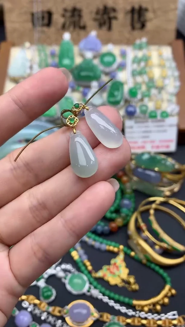 【闪购商品】翡翠颈饰18K金镶嵌97-中国好珍宝