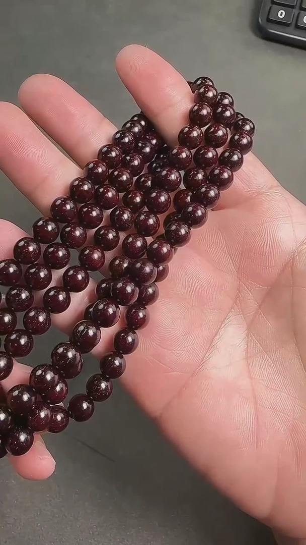 手串/手链小叶紫檀569003-紫檀0.8x108颗半面暴星