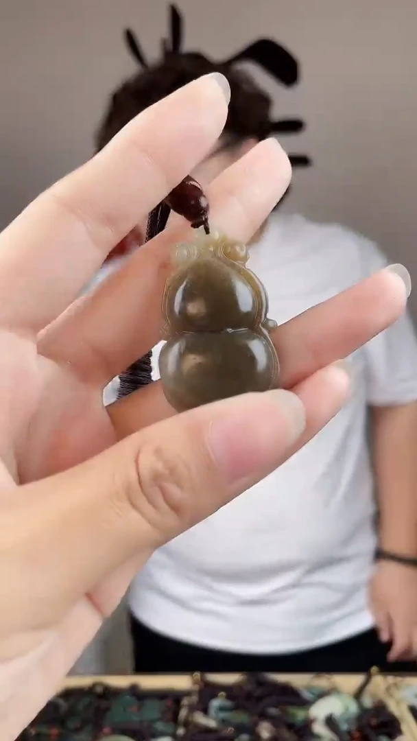 和田玉未镶嵌颈饰多样性发货，拍一发一