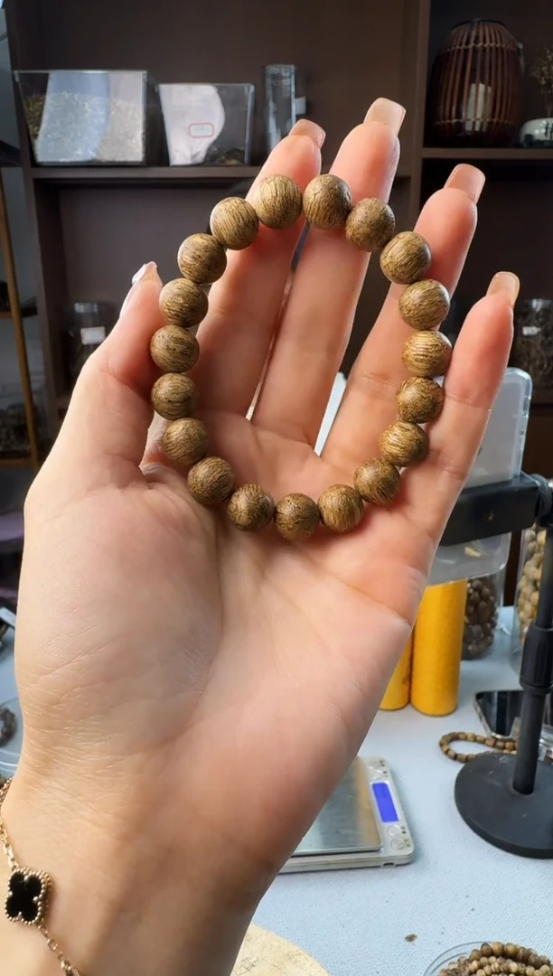 手串沉香1.1保7克柬埔寨野料圆珠多样性发一