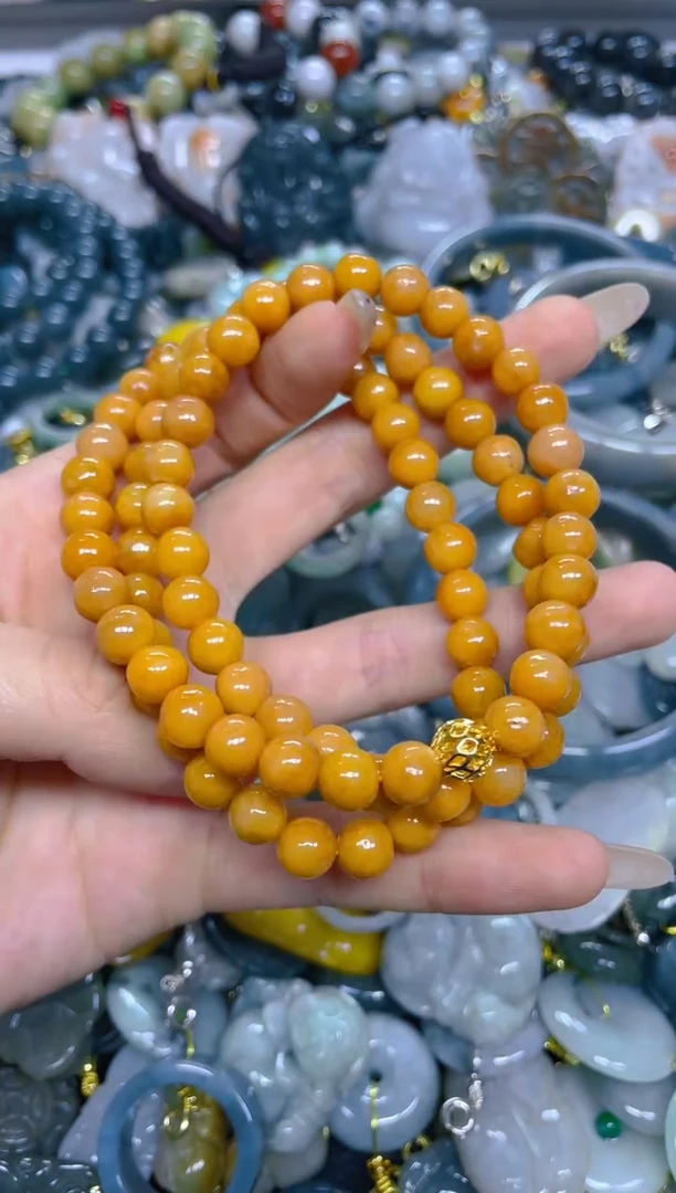 颈饰未镶嵌翡翠8MM/ S /翡翠A货，一件也是批发价