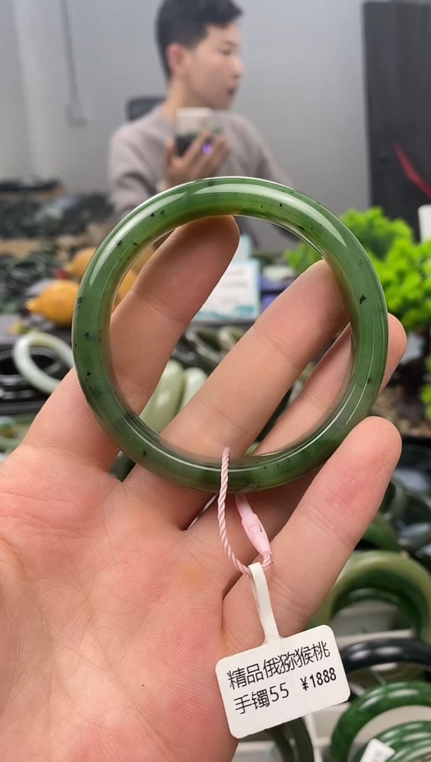 未镶嵌手镯和田玉55