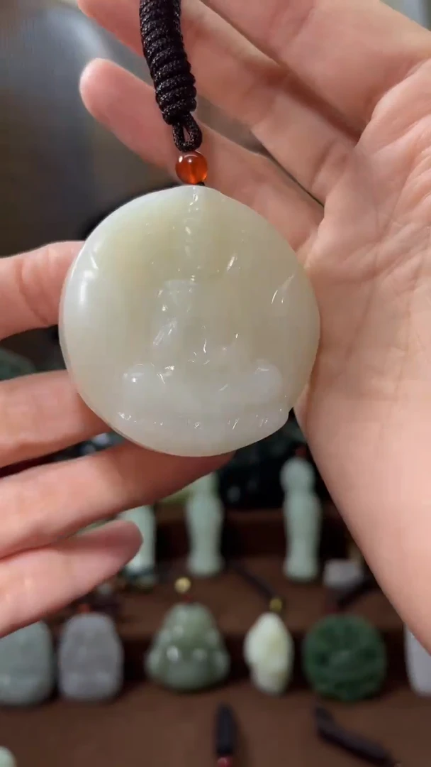 颈饰未镶嵌和田玉·