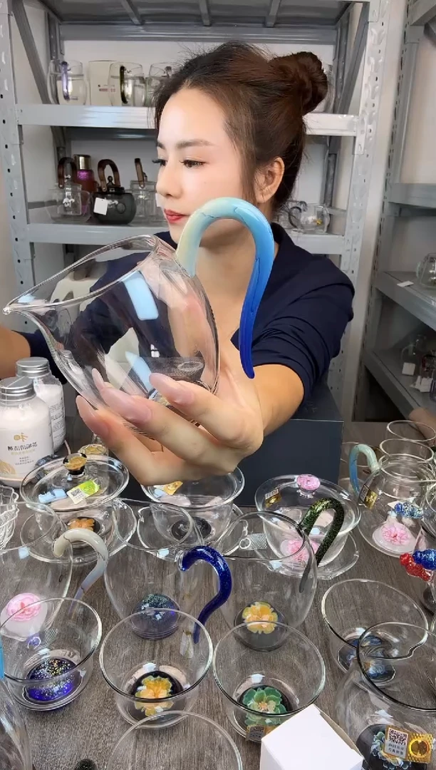 水晶玻璃无盖款4****9禾器 菡韵兰花公道杯 普通盒
