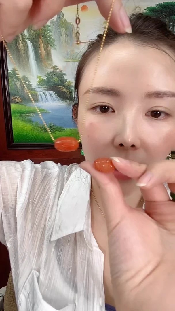 翡翠未镶嵌吊坠(赠链)红翡路路通