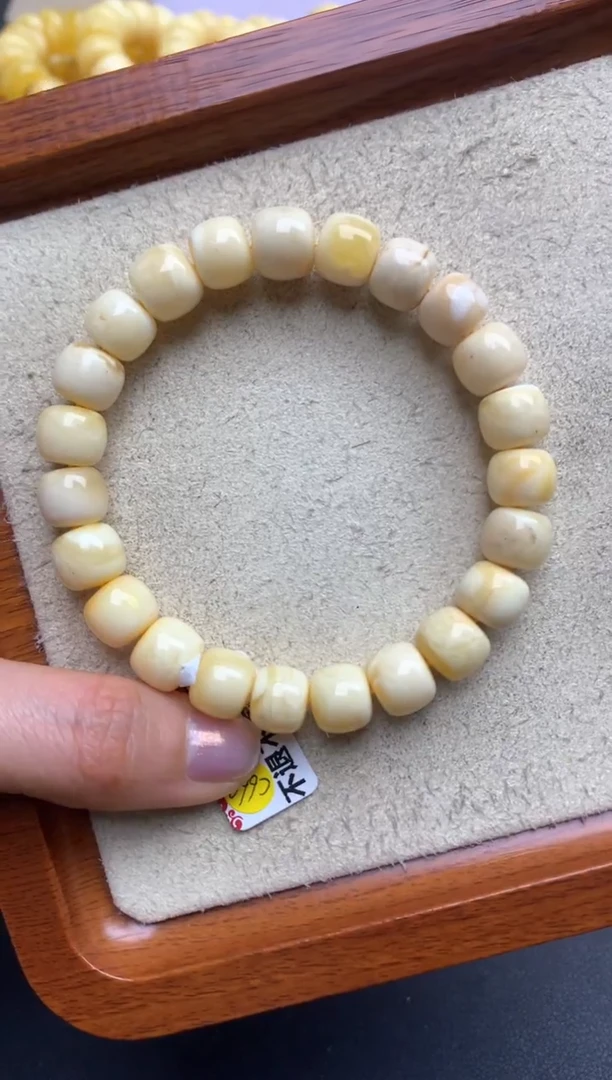 【闪购商品】蜜蜡珠宝奇石未镶嵌43