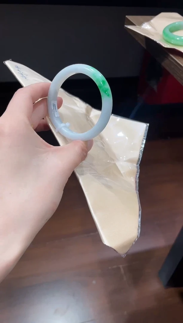 一物一图，闪购为准。