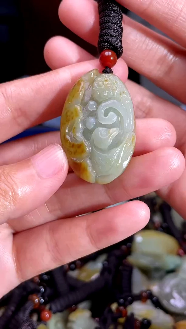 和田玉未镶嵌挂件1