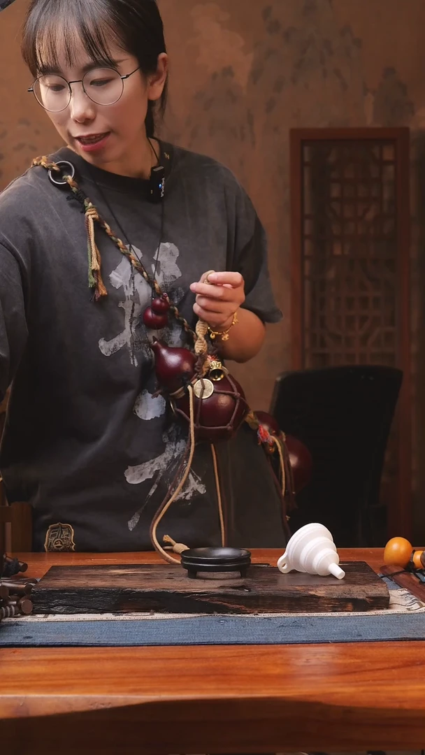 1630号酒葫芦一物一拍，拍拍退退限购