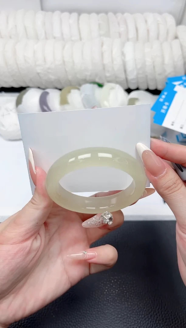 未镶嵌手镯和田玉174-冰晴55.4