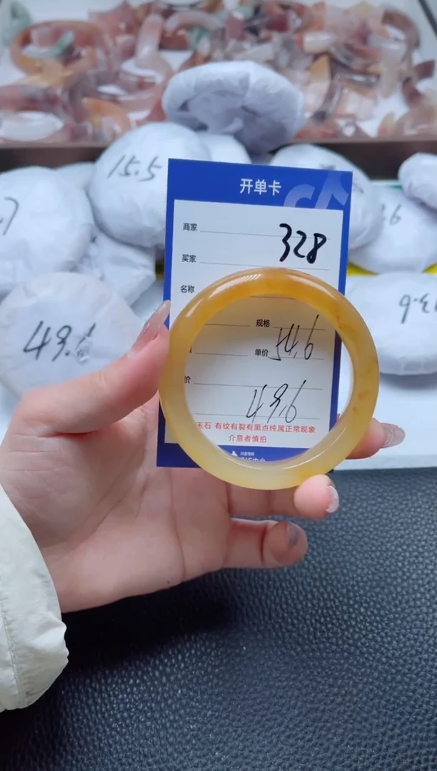 【闪购商品】石英质玉手镯未镶嵌328-54