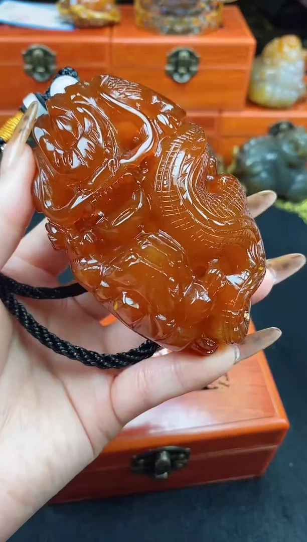 未镶嵌玛瑙/玉髓珠宝奇石d****h0