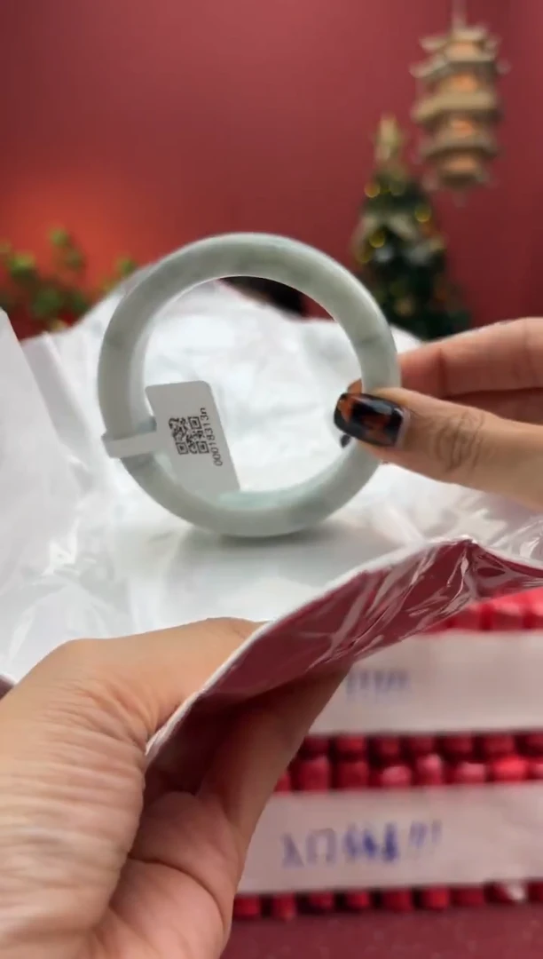 未镶嵌手镯翡翠翡翠手镯4