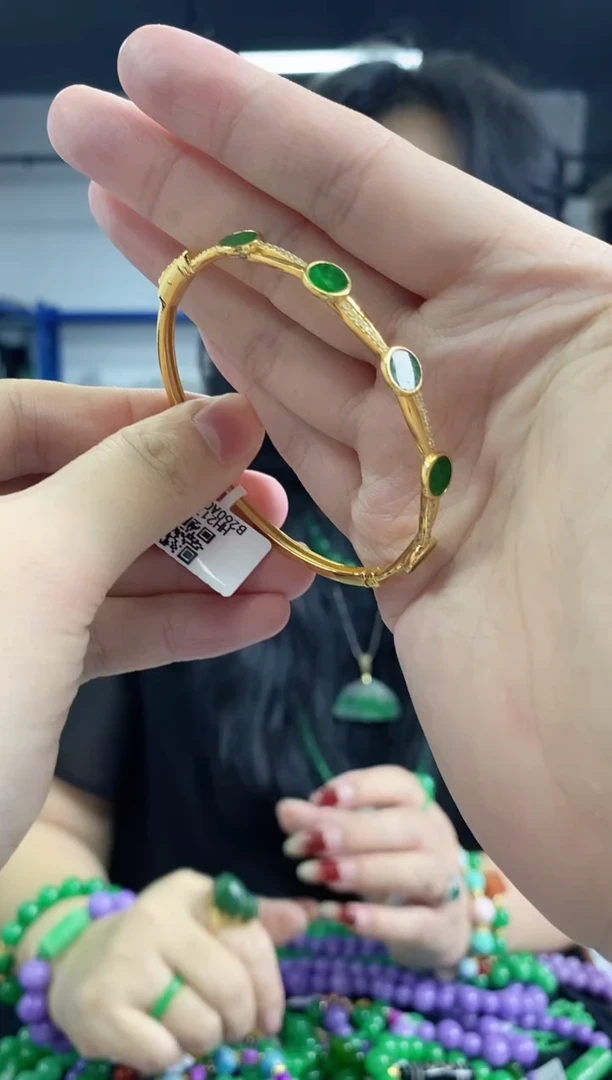 银S925镀金镶嵌手链翡翠闪购链接未镶嵌多样性发其一，颜色微差