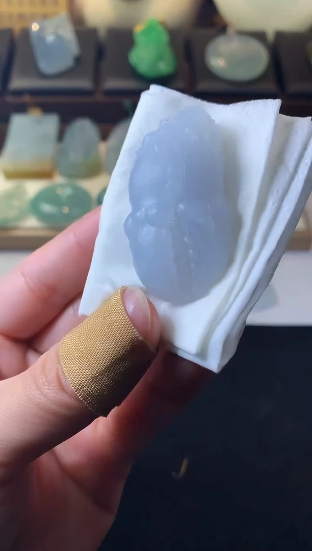 未镶嵌定制翡翠什****呢毛货不退不换