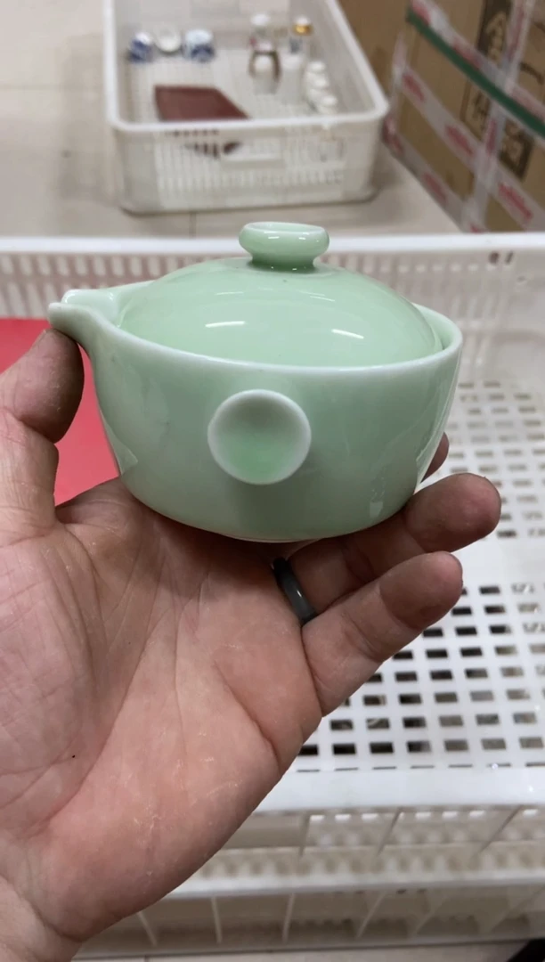 杯无运费险有瑕疵的摄影的产品有使用过的痕迹有点脏介意勿拍