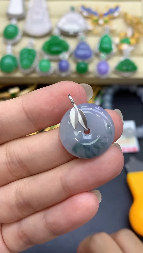 颈饰18K金镶嵌翡翠107-中国好珍宝