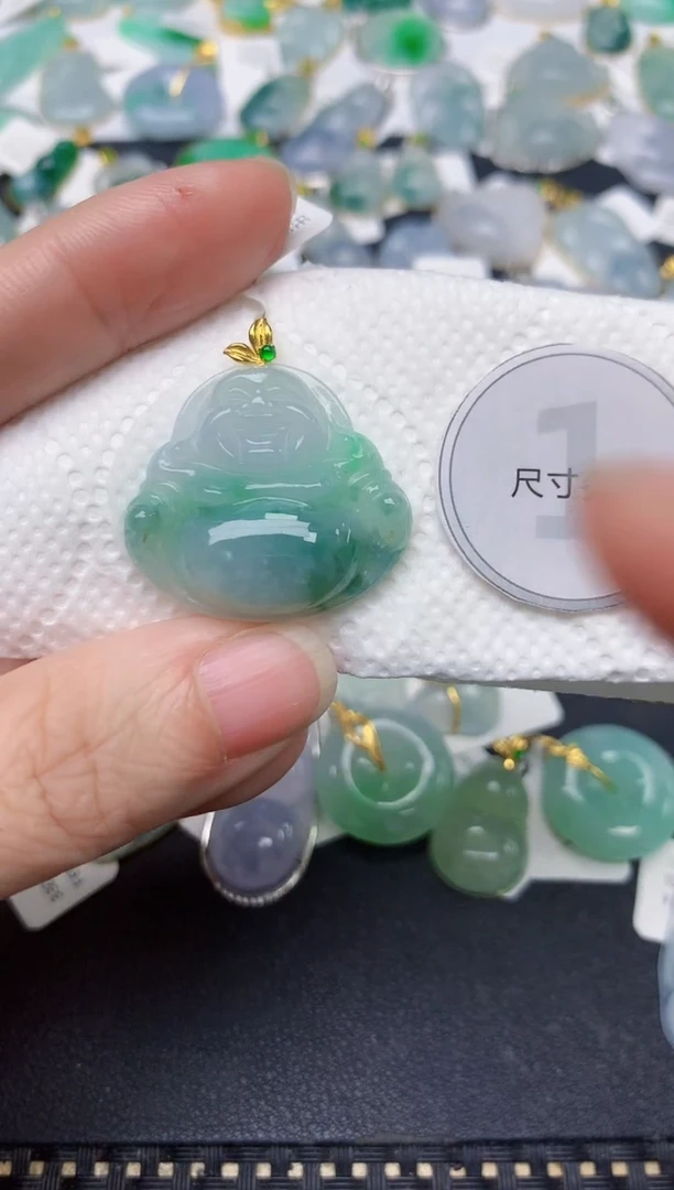 颈饰18K金镶嵌翡翠天然缅甸A货翡翠