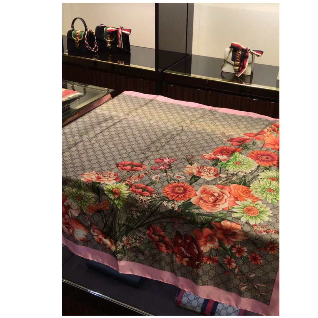 未使用 GUCCI/古驰 双双臻选/cc00939/古驰围巾/90*90