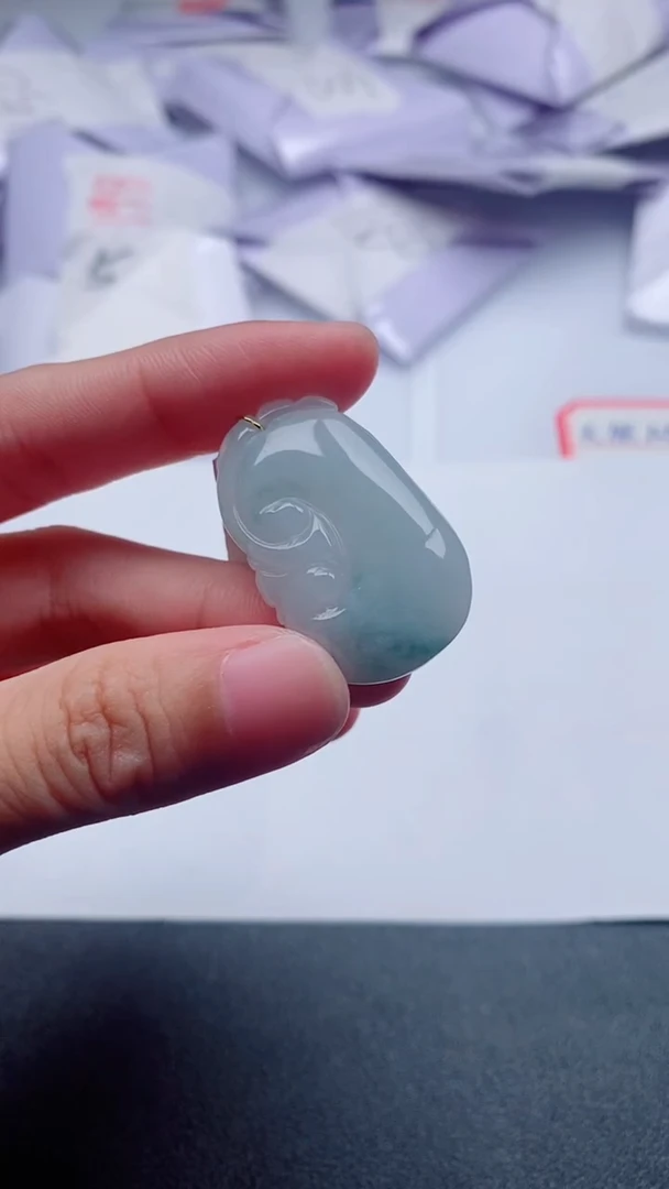 未镶嵌手串翡翠多样性发其一