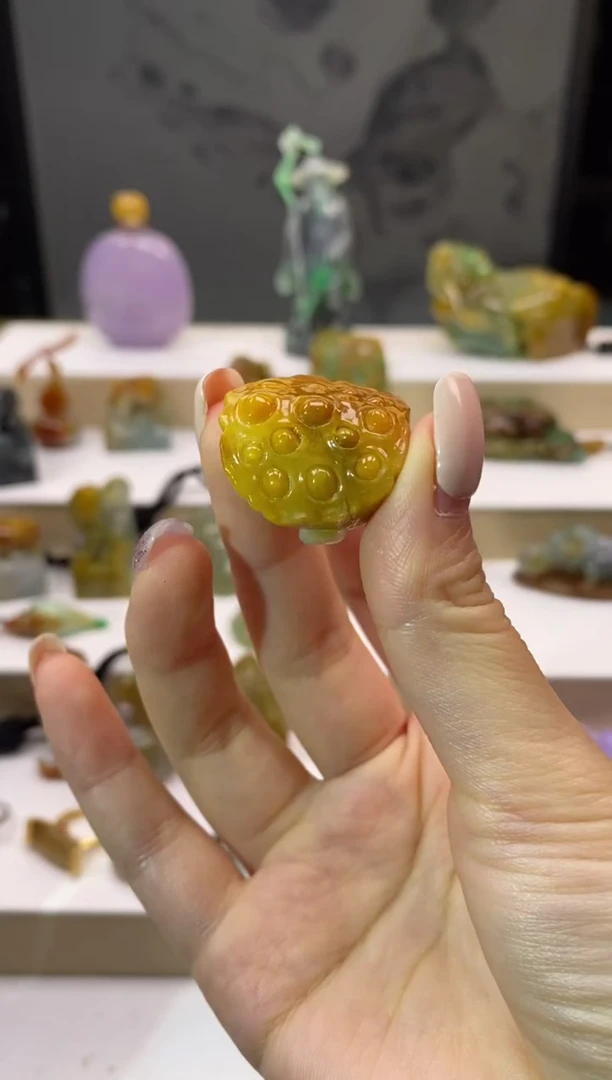 未镶嵌挂件翡翠打**胖翡翠莲蓬