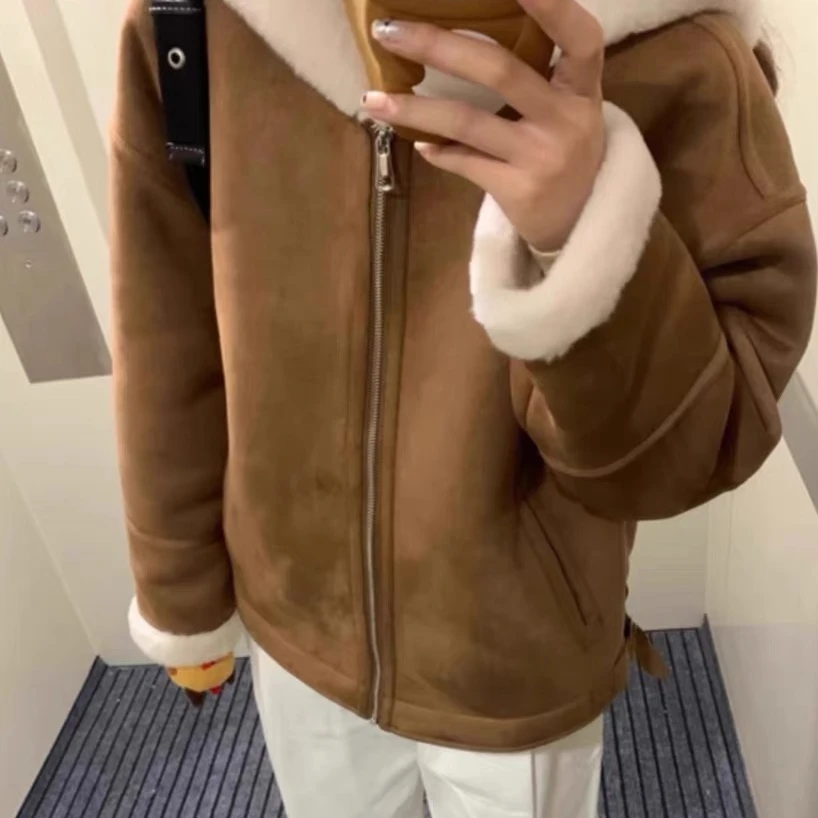 2024冬季品质女装外套保暖加厚皮毛一体外套女毛绒海军领设计上衣