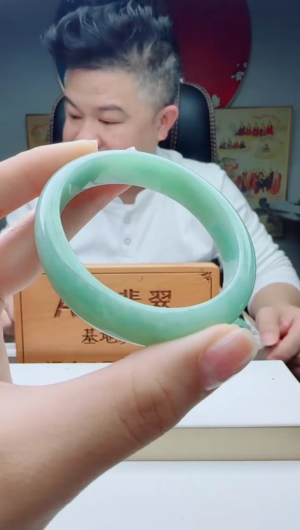 颈饰未镶嵌翡翠多样性发其一