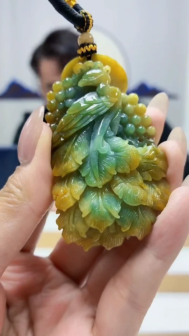 未镶嵌定制翡翠5060MM-毛货挂件22